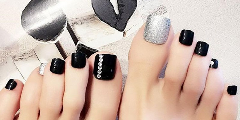 Top 10 Các Mẫu Nail Móng Chân Đẹp Đang Rất Hot